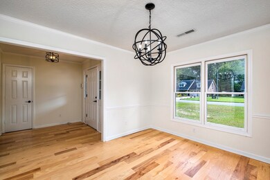 DINING ROOM/OFFICE
