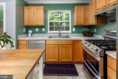 14006 Barkham Ct, Laurel, MD 20707 - photo 4