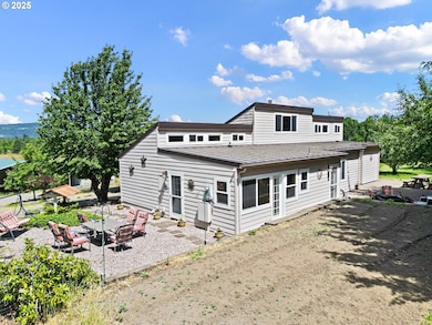 361890 Highway 58, Pleasanthill, OR 97455 - photo 4