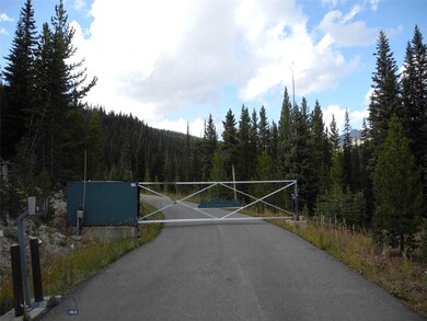 Lower Beehive Road gate