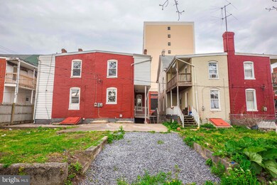 18 S Locust St, Hagerstown, MD 21740 - photo 6