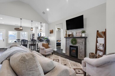 1716 W Walker St, Denison, TX 75020 - photo 5