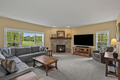 N87W27551 Perennial Terrace, Hartland -