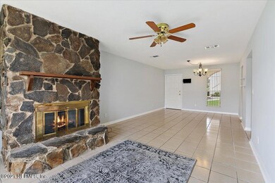 1530 El Prado Rd unit 3, Jacksonville, FL 32216 - photo 6