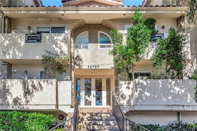 14727 Magnolia Blvd unit 126, Sherman Oaks, CA 91403 - photo 2