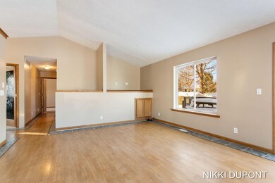 15-web-or-mls-3393-cornerstone-ln