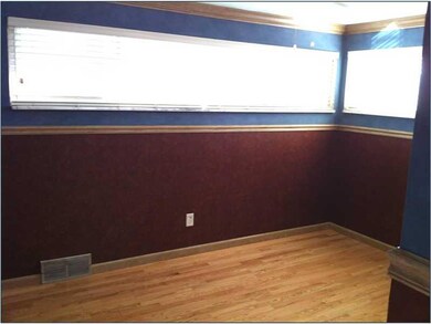 Interior Space/Layout. Master Bedroom   (12x9)