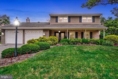 2748 Thornbridge Rd E, York, PA 17408 - photo 2