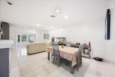 4826 Paulie Ct, West Palm Beach, FL 33415 - photo 5