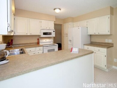 6514 Bluebird Dr, Maple Grove, MN 55369 - photo 6