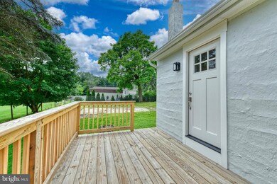 19 Schmeck Ln, Temple, PA 19560 - photo 7