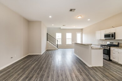 10212 Jessalyn Ln, Houston, TX 77075 - photo 6