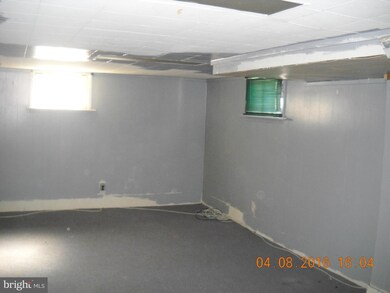 3827 Brownhill Rd, Randallstown, MD 21133 - photo 6