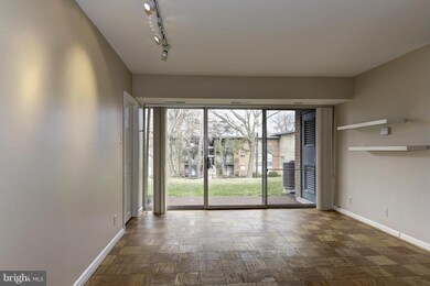 3708 N Rosser St unit T3, Alexandria, VA 22311 - photo 3