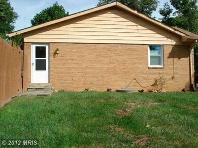 14100 Parkland Dr, Rockville, MD 20853 - photo 2