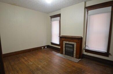 Bedroom 1- 1374