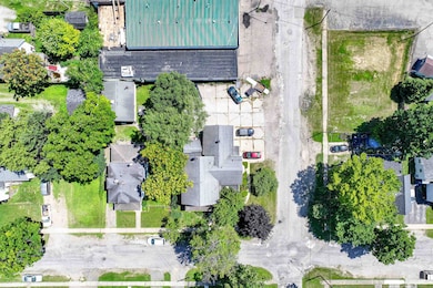 47 Pope St unit 6, Lapeer, MI 48446 - photo 2