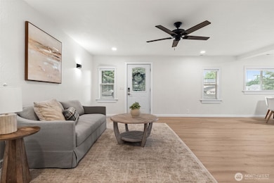 280 Flower Meadows St, Port Orchard, WA 98366 - photo 4