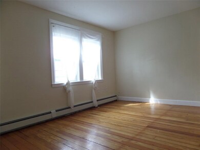 636 Hartford Ave, Providence, RI 02909 - photo 7