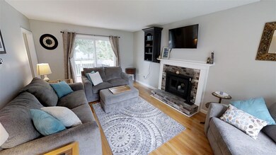 1 Hughey St, Nashua, NH 03064 - photo 5