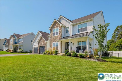 1026 Lisa Ln, Palmer Township, PA 18045 - photo 2