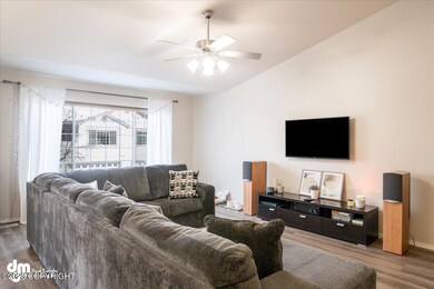 08-Living Room_ELI07631-HDR-Edit-Edit