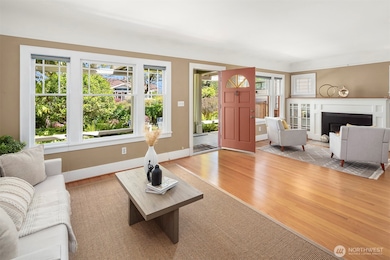 642 Elm St, Edmonds, WA 98020 - photo 4