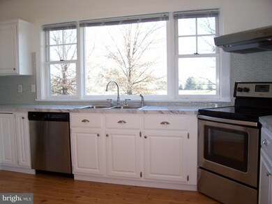 1346 Rokeby Rd unit B, Upperville, VA 20184 - photo 5