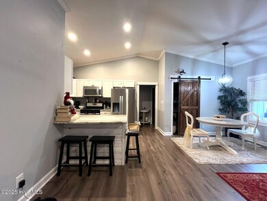 105 Scuppernong Ct, West End, NC 27376 - photo 6