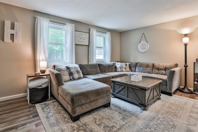 9 Cub Cir unit 13, Amherst, NH 03031 - photo 3