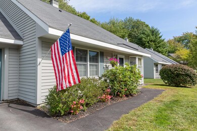 12 Braddish Ct Portland ME-large-004-048