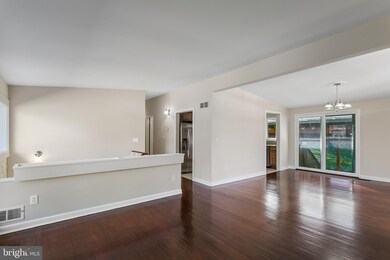 3332 Nevius St, Falls Church, VA 22041 - photo 4