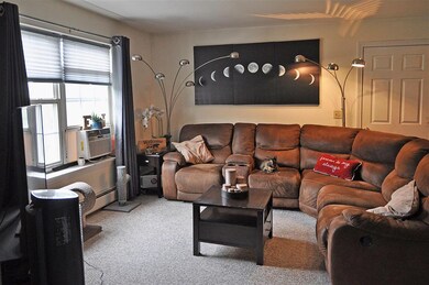 416 Hildred Dr unit 416, Burlington, VT 05401 - photo 6