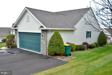 2401 Goddard Ave, Reading, PA 19608 - photo 4