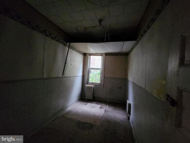 2109 Denison St, Baltimore, MD 21216 - photo 5