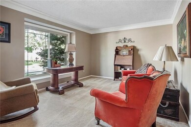 7941 Westgate Dr, Lenexa, KS 66215 - photo 3