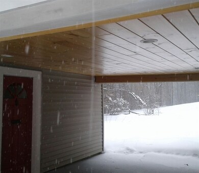 44 High St, Lancaster, NH 03584 - photo 3