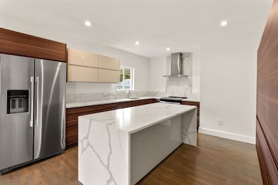 28 Carlson St, Everett, MA 02149 - photo 2