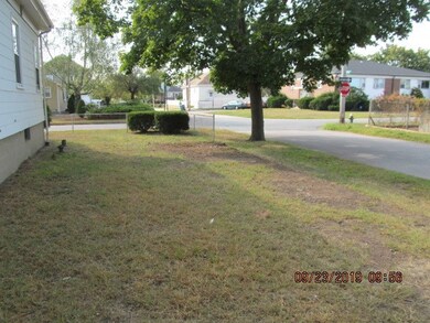 70 Sharon St, Cranston, RI 02910 - photo 5