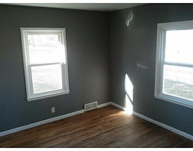 3833 E 25th St, Des Moines, IA 50317 - photo 6