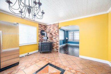 2622 E Lynn St, Anderson, IN 46016 - photo 7