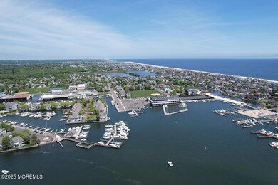 Aroud the town of Bay Head