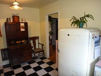 533 Lytton St, Klamath Falls, OR 97601 - photo 5