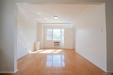 6167 56th St, Maspeth, NY 11378 - photo 5