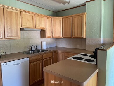 611 S 5th St, Toledo, WA 98591 - photo 7