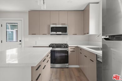 1317 Punta Gorda St unit 1, Santa Barbara, CA 93103 - photo 7