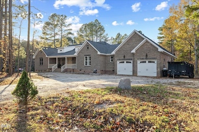 6370 Golden Ct, Zebulon, NC 27597 - photo 3