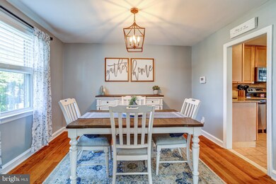 2420 N Greenhill Rd, Broomall, PA 19008 - photo 7