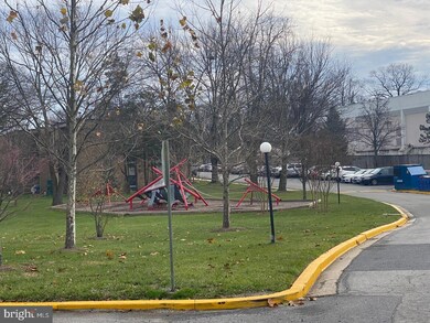 2300 Greenery Ln unit 301, Silver Spring, MD 20906 - photo 3