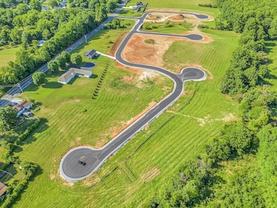 SUPER HOT LOCATION!!!  Within 2 Minutes of Historic Downtown Dickson